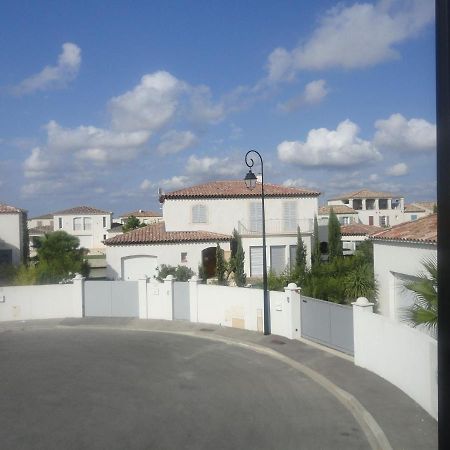 Modern Villa Near The Sea With Balcony Aigues-Mortes Esterno foto