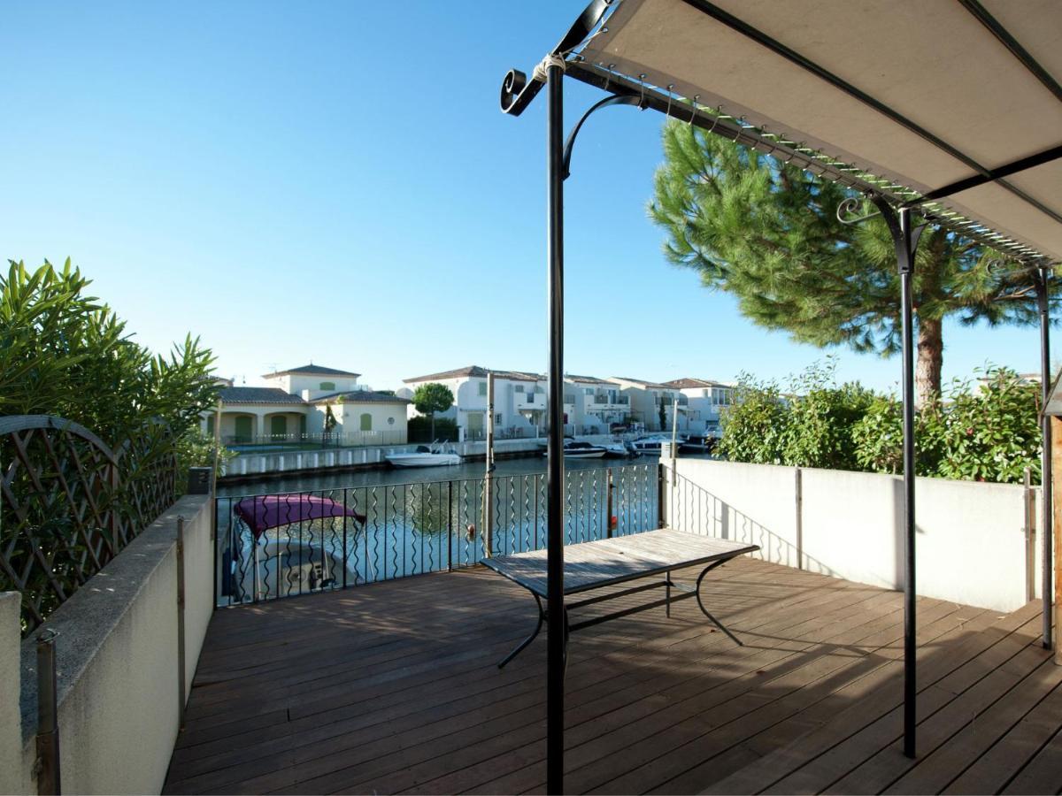 Modern Villa Near The Sea With Balcony Aigues-Mortes Esterno foto