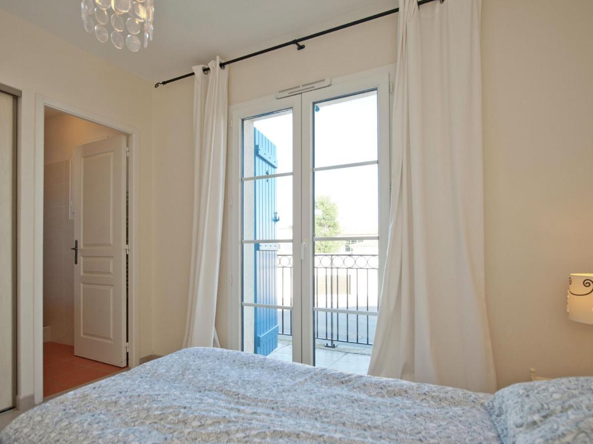 Modern Villa Near The Sea With Balcony Aigues-Mortes Esterno foto
