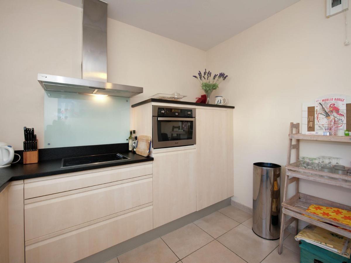 Modern Villa Near The Sea With Balcony Aigues-Mortes Esterno foto